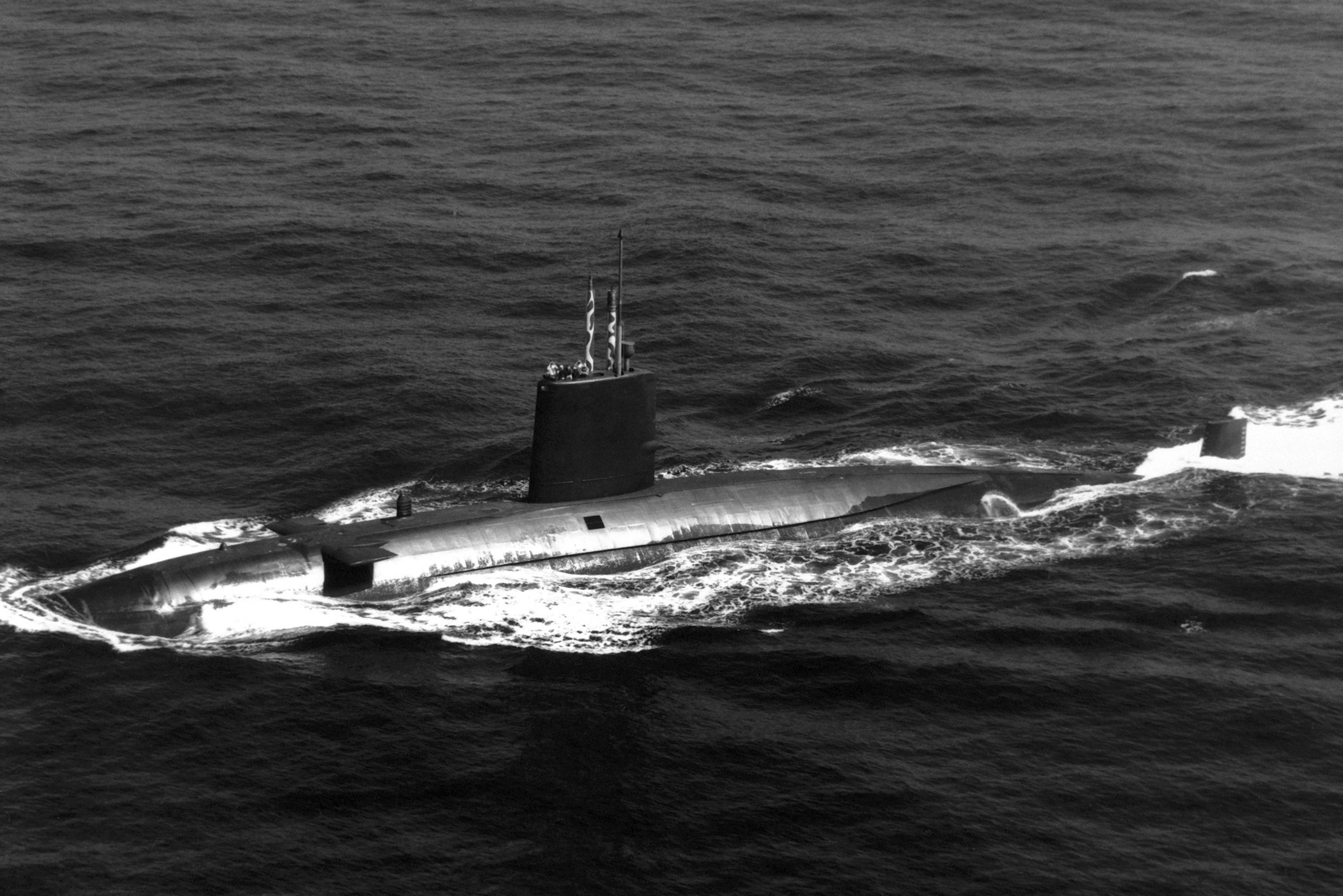 warspite-how-a-british-nuclear-submarine-smashed-into-a-russian